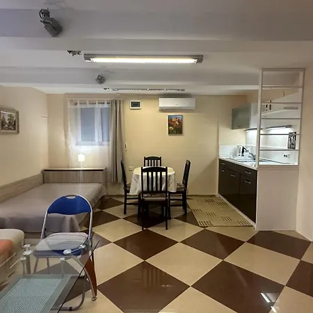 Spacious In Lejlighed Burgas City