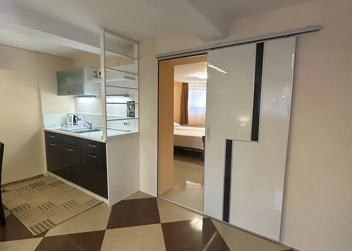 Spacious In Burgas Stad